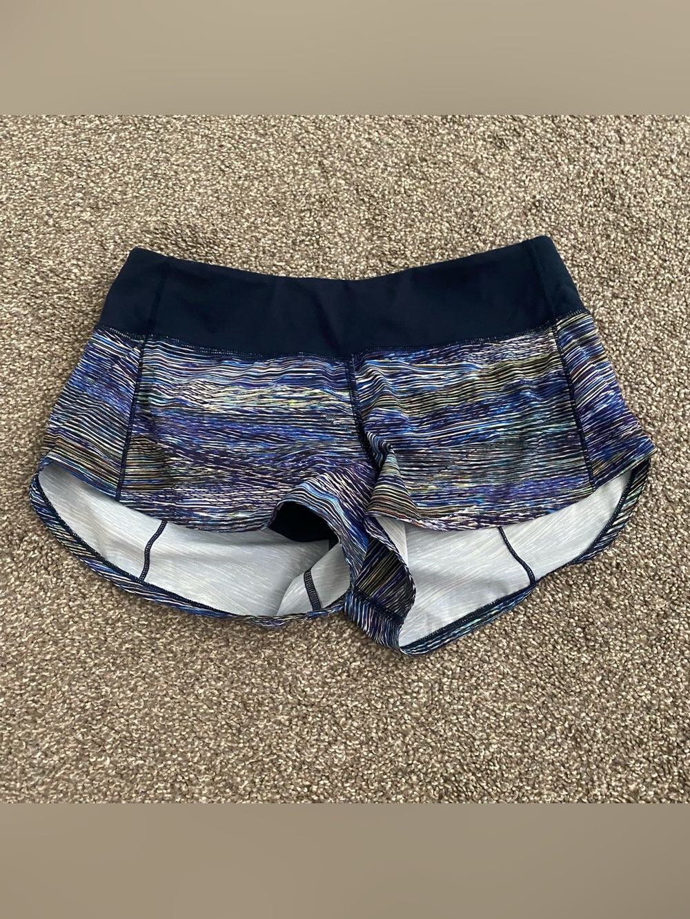 Lululemon Women’s Speed Up Short *2.5"
Interconnect Blue Multi / True Navy 04